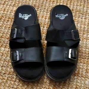 Doc Martens Nikolai sandals